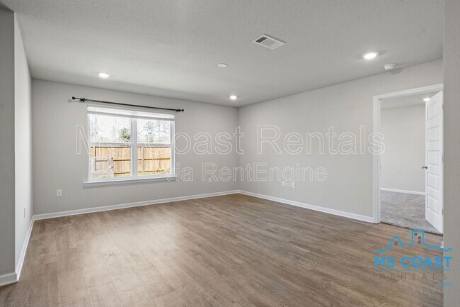 Foto del edificio - 15236 Cypress Way