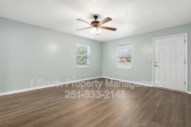 Building Photo - 8983 Larry Dr