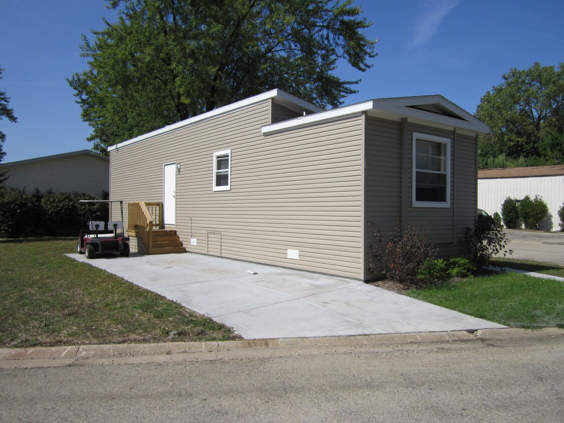 Primary Photo - 1162 Bayside Rd