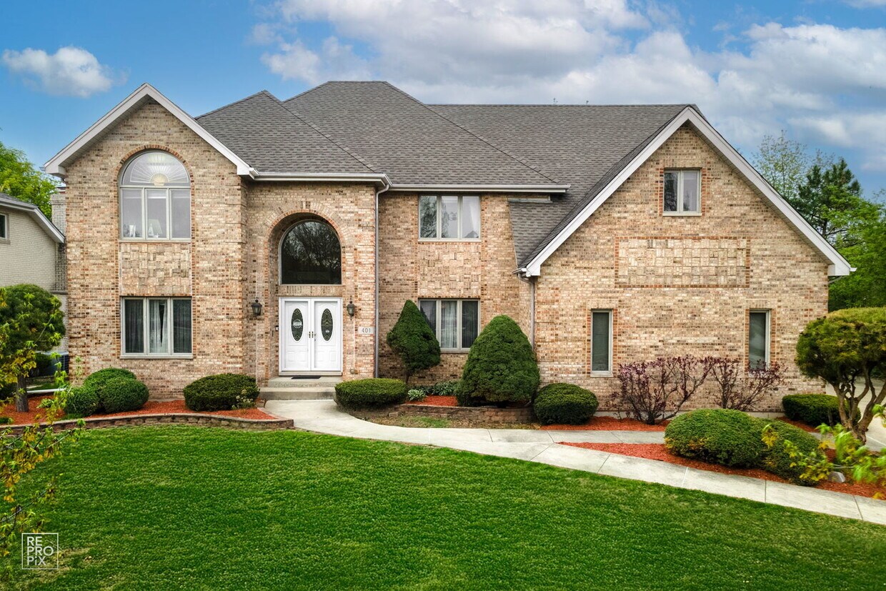 Foto principal - 401 Jason Ln