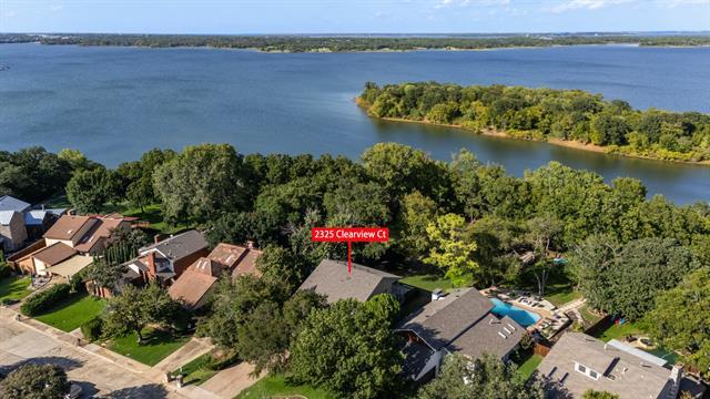 Foto del edificio - 2325 Clearview Ct