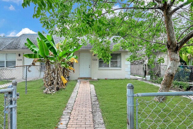Foto del edificio - 1326 NW 8th Ave