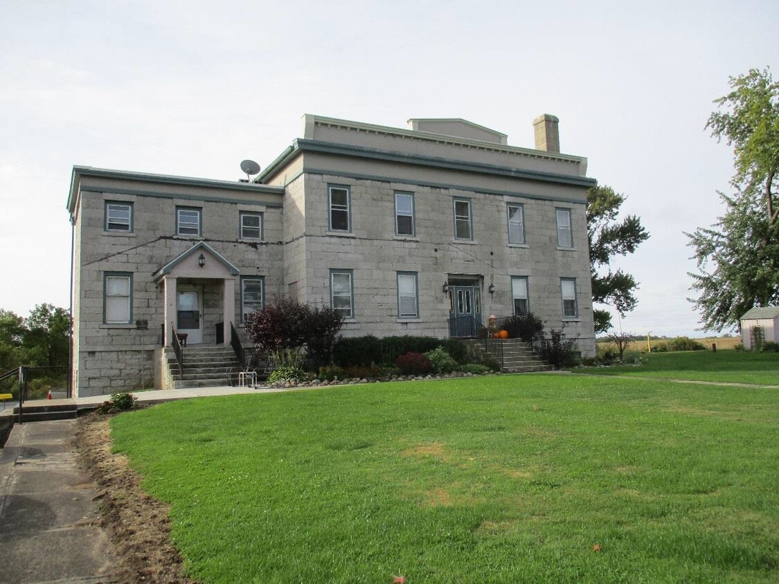 Foto principal - 2226 County House Rd