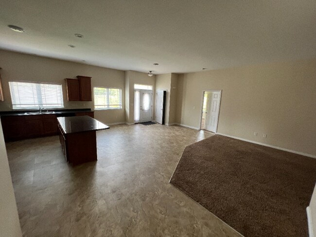 Building Photo - 6556 Casper Ct