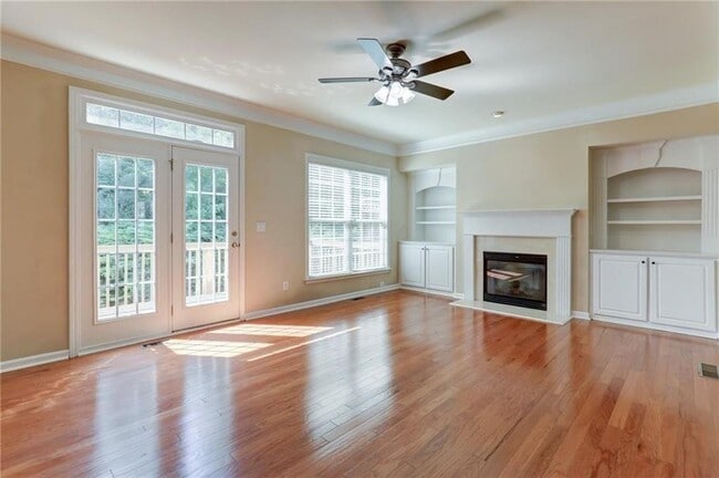 Foto del edificio - 11030 Brunson Dr