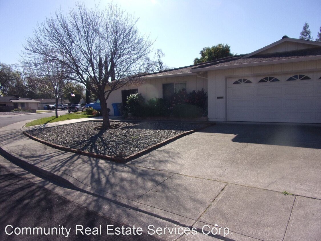 3 br, 2 bath House 718 Linwood St. Vacav... House Rental in