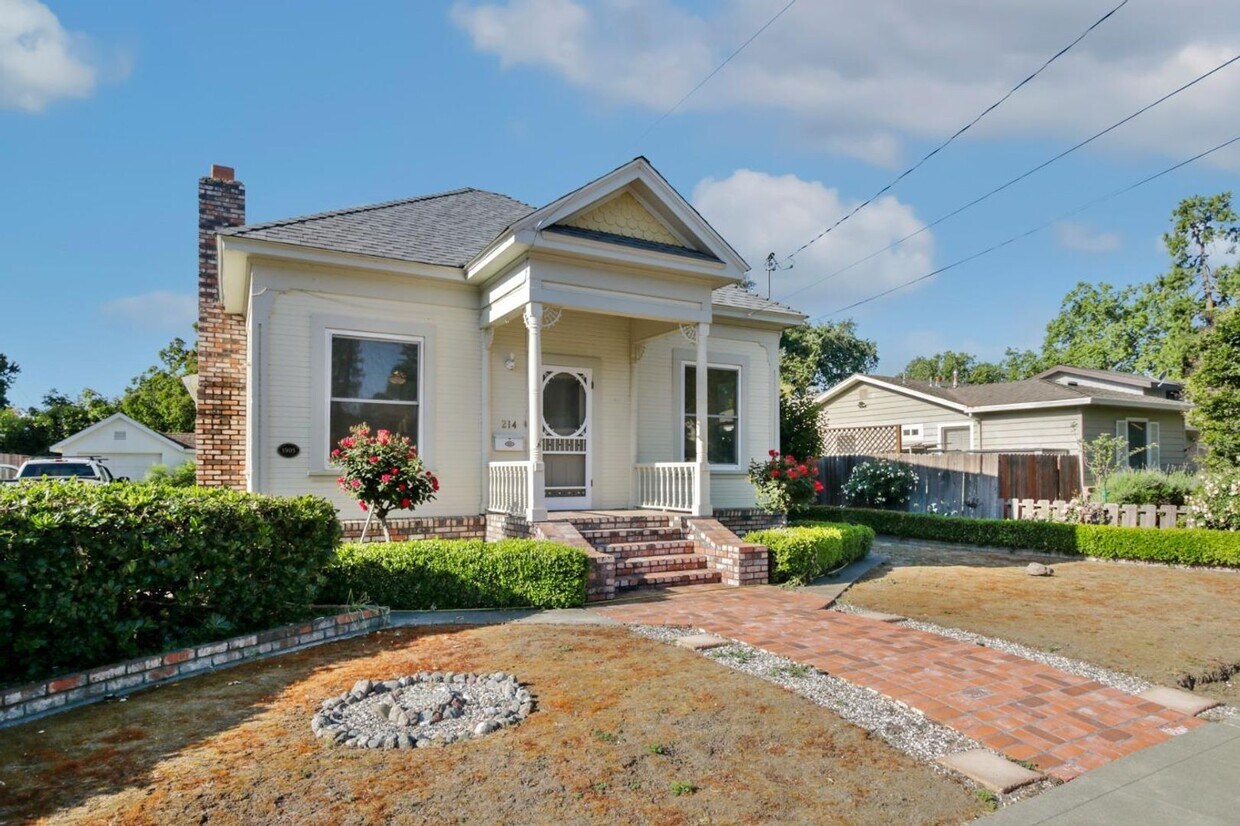 Foto principal - 214 Pendegast St