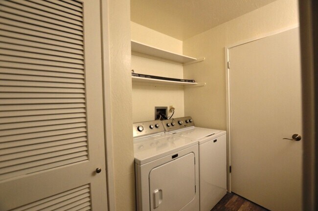 Foto del edificio - HOKULOA COMPLEX WITH 2 CAR ENCLOSED GARAGE