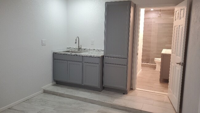 Building Photo - 0 Hernando BCH