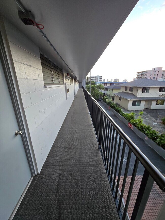 Foto del edificio - Upgraded 1 Bedroom, 1 Bath, 1 Parking, Con...