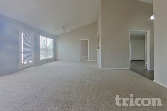 Foto del edificio - 9607 N 88th Dr