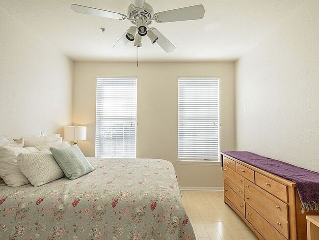 Foto del edificio - 4221 W Spruce St