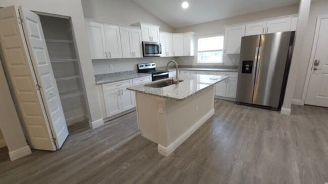 Foto del edificio - 9093 N Peachtree Way