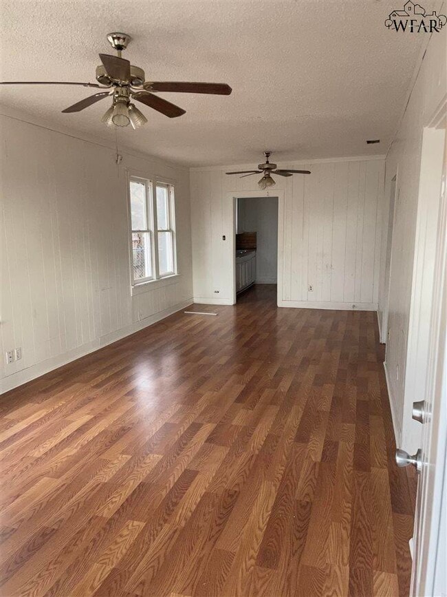 Foto del edificio - 2215 Taylor St