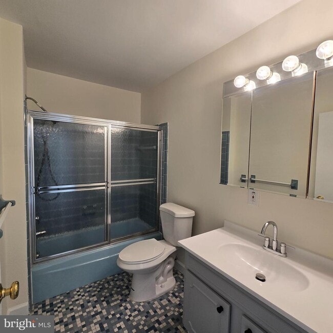 Building Photo - 111 Chestnut St