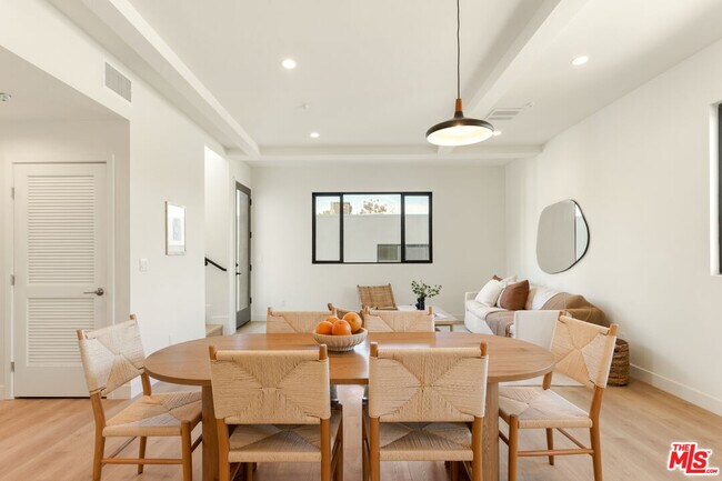 Foto del edificio - 2847 1/2 Marsh St