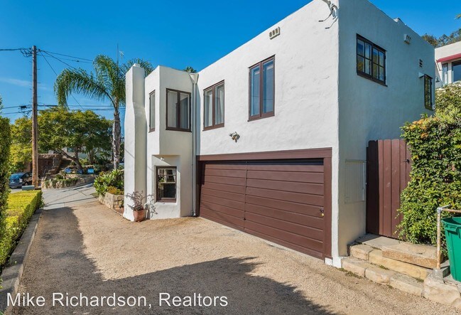 Building Photo - 2 br, 1 bath House - 616 Sierra St Unit B