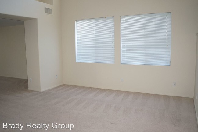 Building Photo - 778 Holland Heights Ave