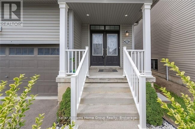 Building Photo - 29 Mull Ave