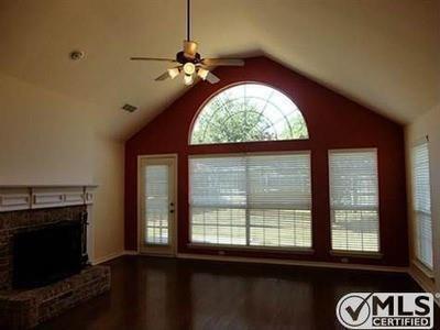 Building Photo - 4432 Sandra Lynn Dr
