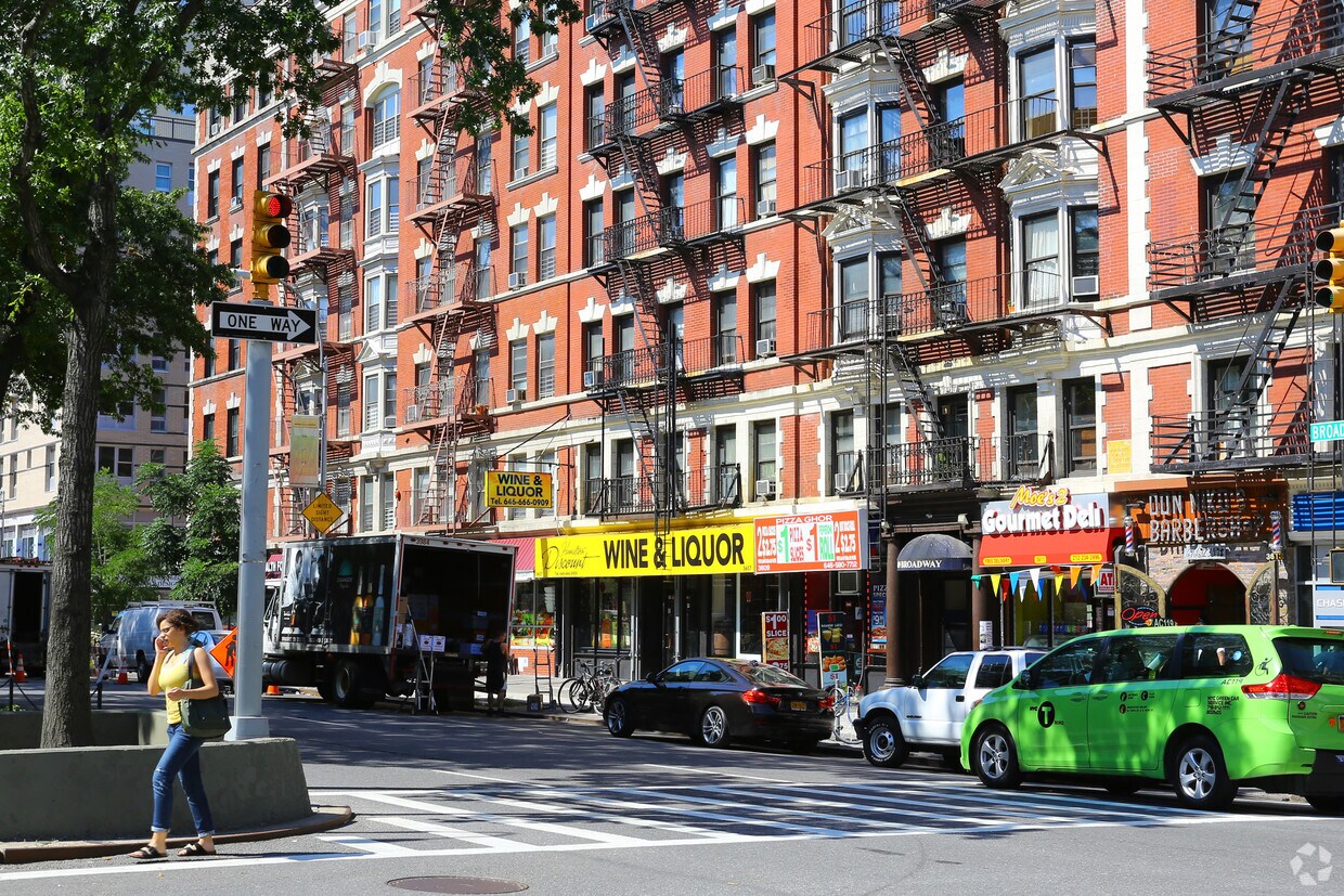 Building Photo - 3607-3613 Broadway