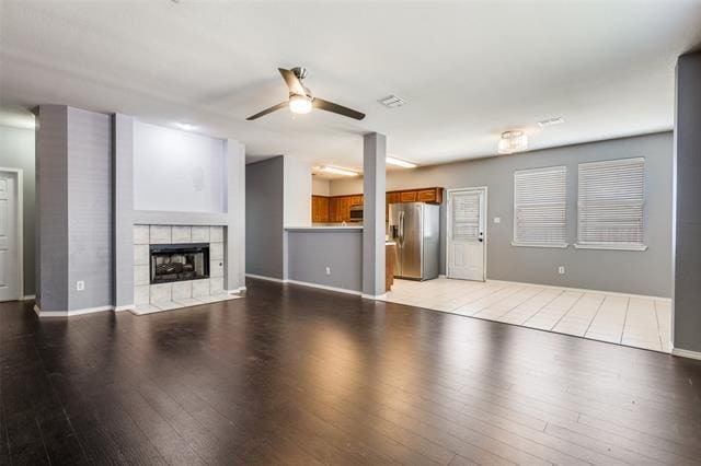 Foto del edificio - 6412 Courtyards Dr