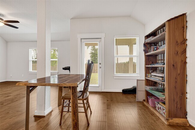 Foto del edificio - 30280 Kingston Heath Dr