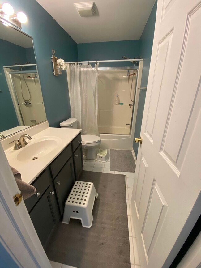 Foto del edificio - 5616 Jaskula Ln