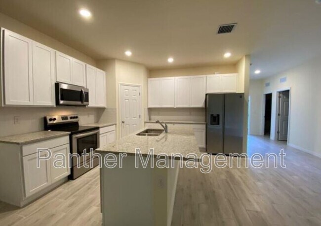 Photo - 1112 Albert Ave Apartment