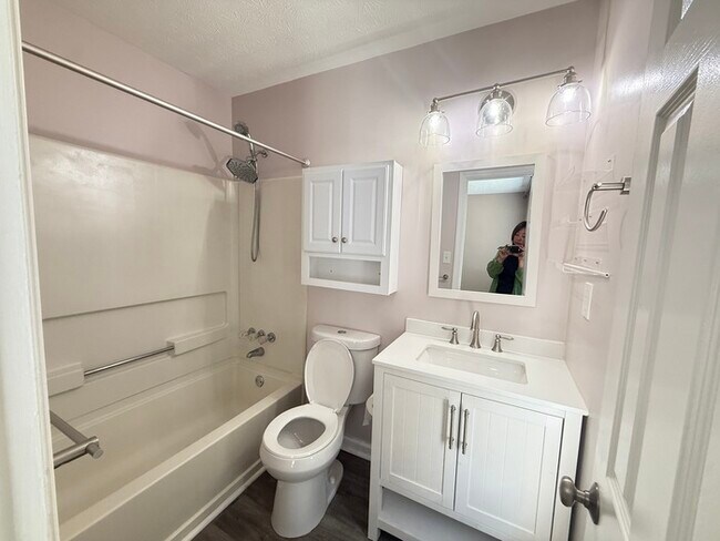 Foto del edificio - 4073 Settlers Hill Way