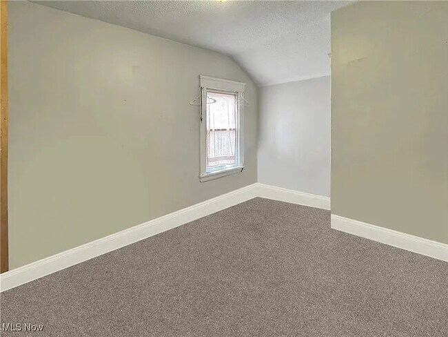 Foto del edificio - 14809 Darwin Ave