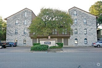 Building Photo - 3506 Speedway St