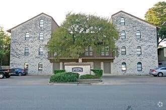 Building Photo - 3506 Speedway St