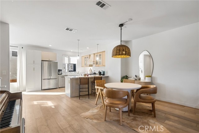 Building Photo - 2581 Arvia St