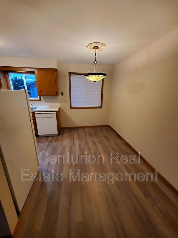 Foto del edificio - 1359 Fir St S