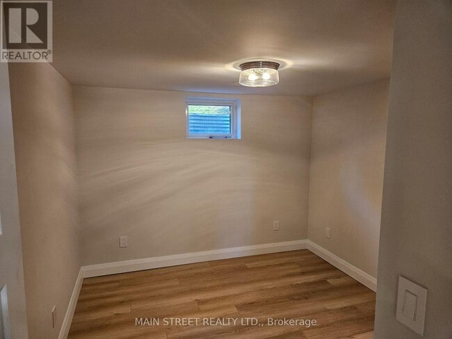 Building Photo - 35 Nonquon Dr