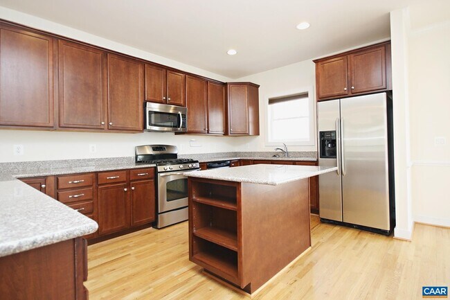 Building Photo - 2279 Whittington Dr
