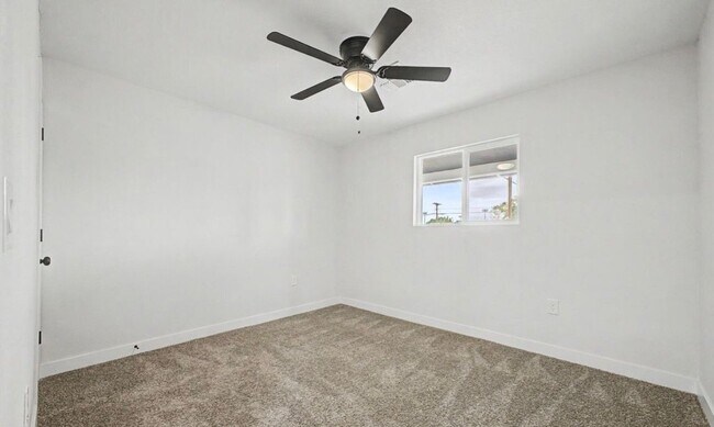 Foto del edificio - 3302 W Pierson St