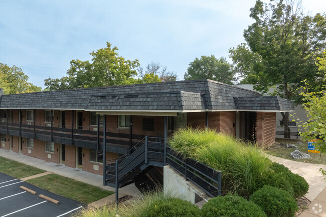 Building Photo - Glen Park Apartments