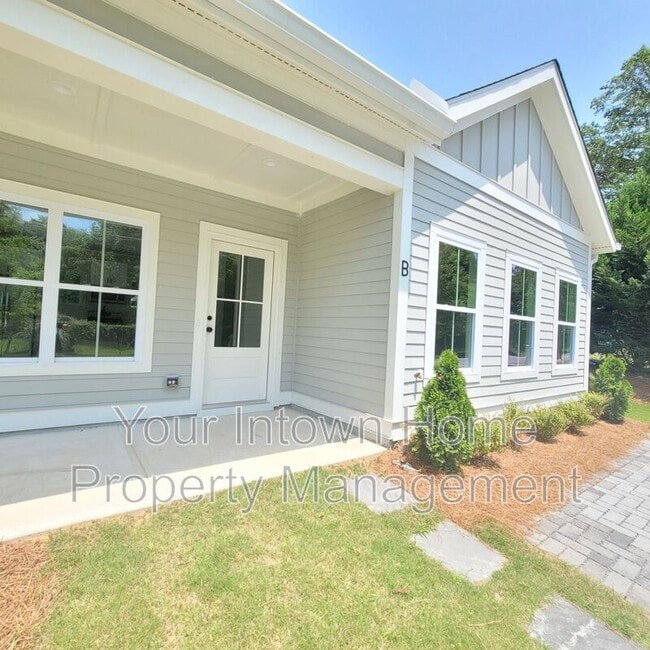 Foto del edificio - 1763 Bolton Rd NW