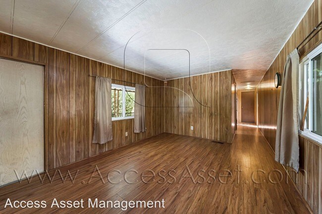 Foto del edificio - 2 br, 1 bath House - 32780 Mission Trail