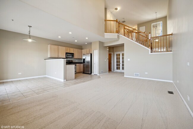 Building Photo - 1706 Buckingham Dr