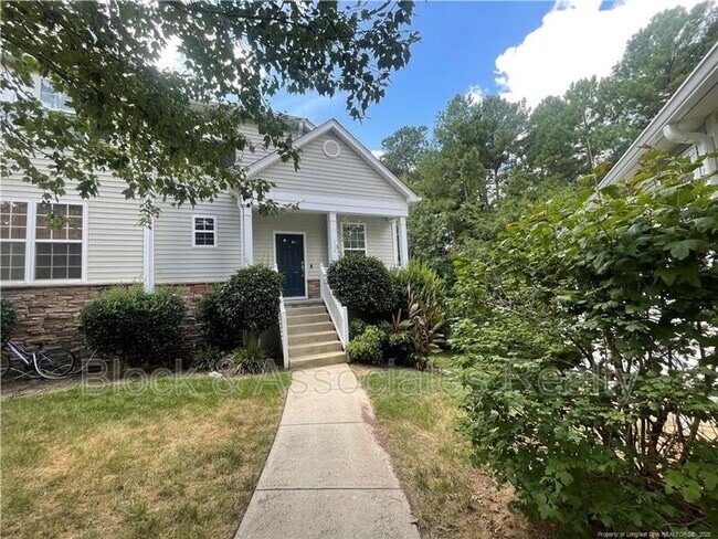 Foto del edificio - 112 Summit Oaks Ln