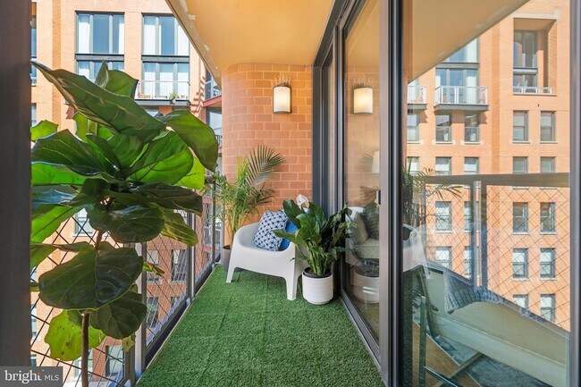 Foto del edificio - 631 D St NW
