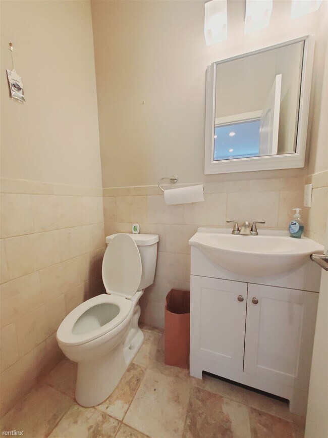Foto del edificio - 3 br, 2.5 bath Condo - 30 Glenville St Unit 1