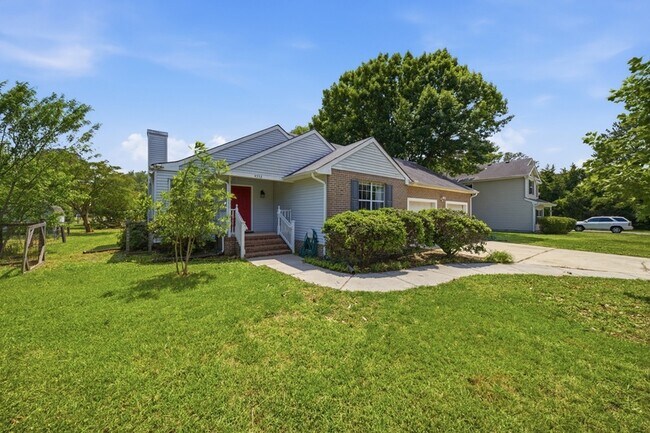 Foto del edificio - 4553 Shoshone Ct