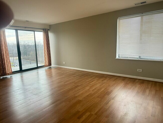 Foto del edificio - 425 Walnut Creek Rd