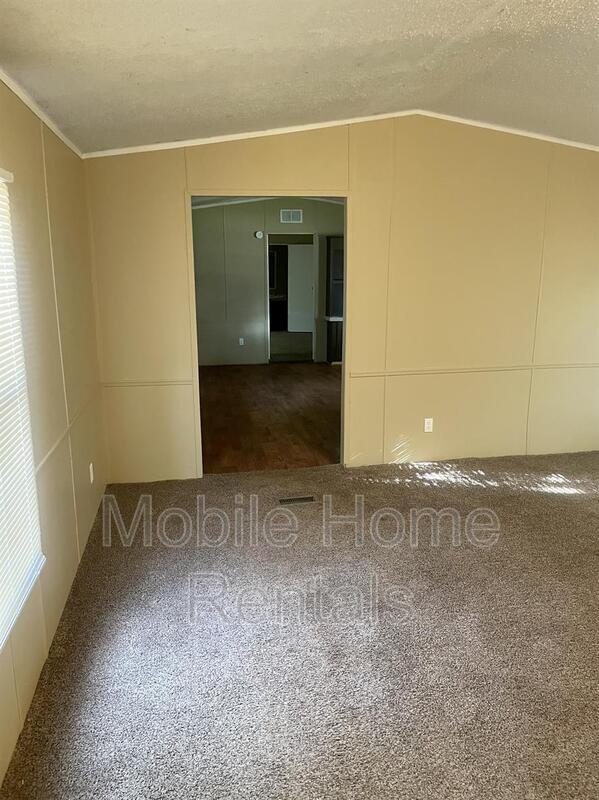 Building Photo - 2201 Beaverdam Rd