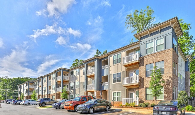 Building Photo - Avion Point