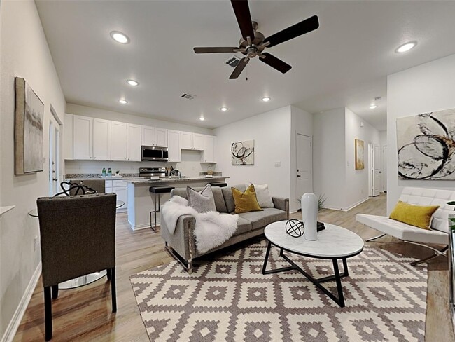 Building Photo - Coming Soon! 3-Bedroom Townhome in The Woods Addition, Forest Hill